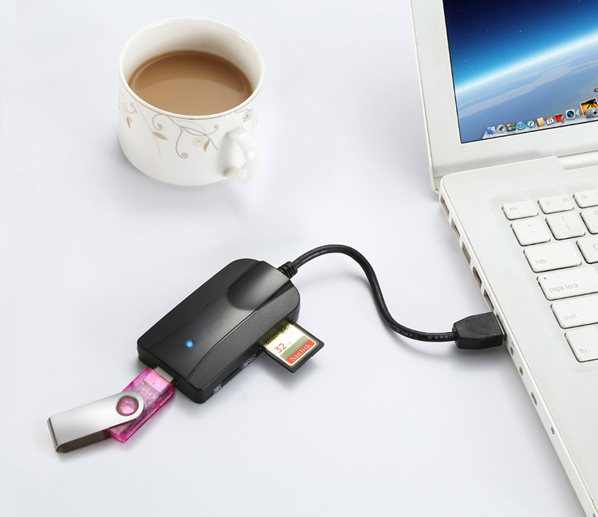 C731 USB 3.0 Card Reader Hub